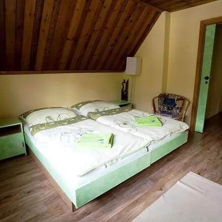 Celnica * Velké Karlovice